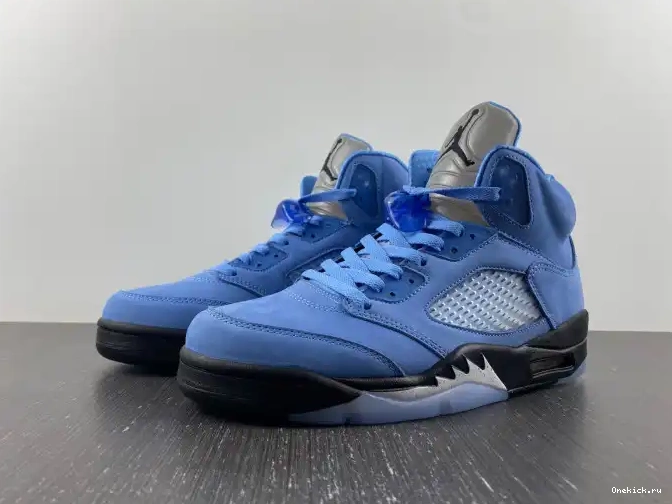One Kick Jordan 5 UNC Air DV1310-401 0515